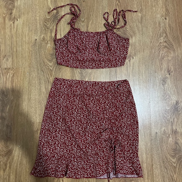 SHEIN 2 piece set - Picture 3 of 3